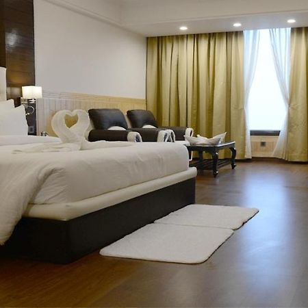 Hotel Dhroov By Mystical Views Shimla Bagian luar foto