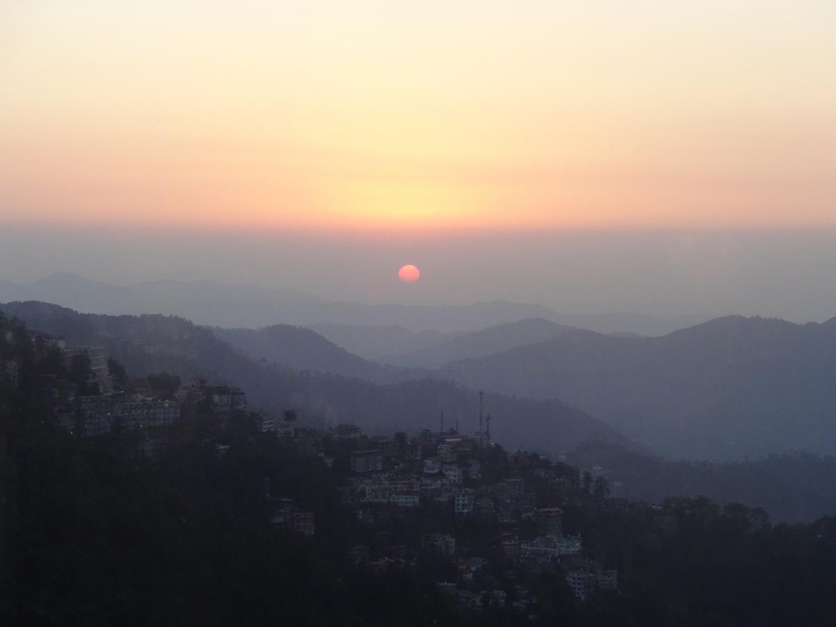 Hotel Dhroov By Mystical Views Shimla Bagian luar foto